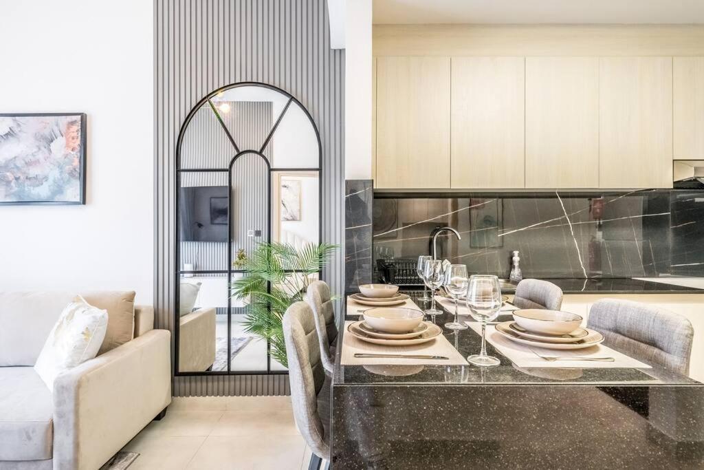 Dazzling 1br-binghatti Rose-jvc Apartment *